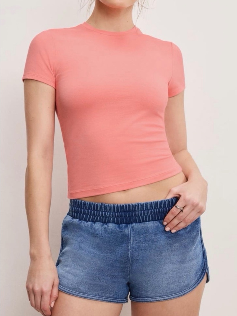 Good American short-sleeve baby tee peach